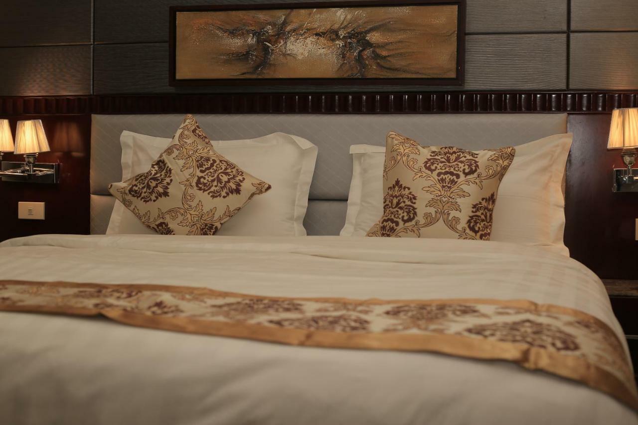 The 40Th Pearl Hotel Suites Dżedda Zewnętrze zdjęcie