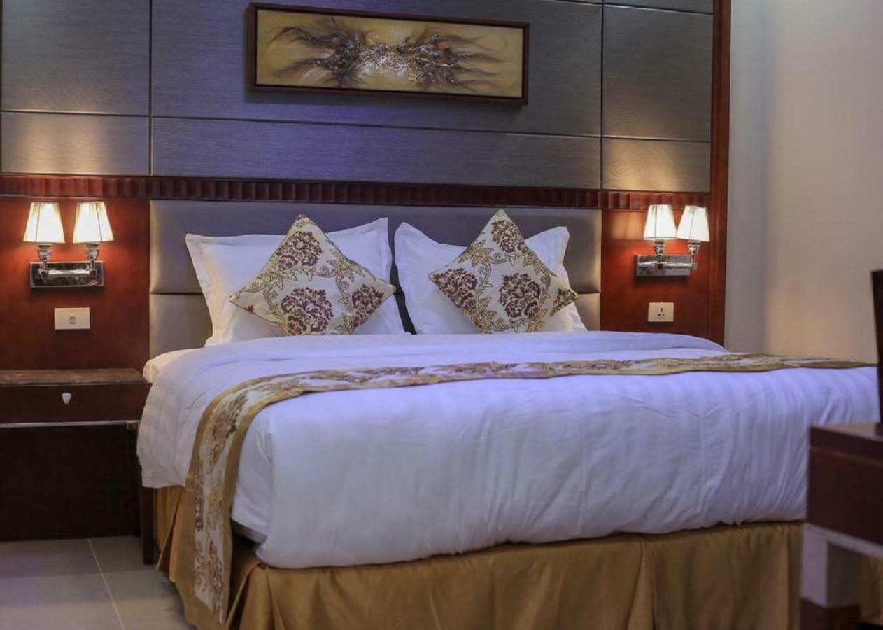 The 40Th Pearl Hotel Suites Dżedda Zewnętrze zdjęcie