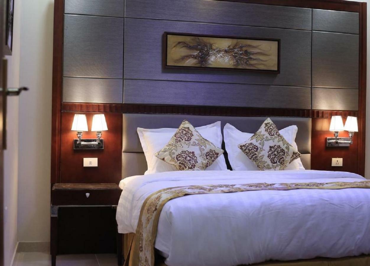 The 40Th Pearl Hotel Suites Dżedda Zewnętrze zdjęcie
