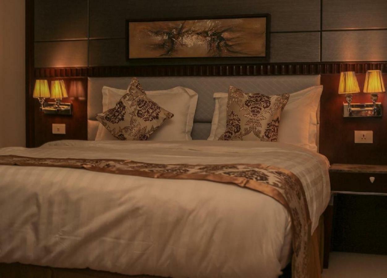 The 40Th Pearl Hotel Suites Dżedda Zewnętrze zdjęcie
